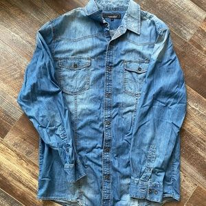 Men’s Chambray Denim Long Sleeve Button Down